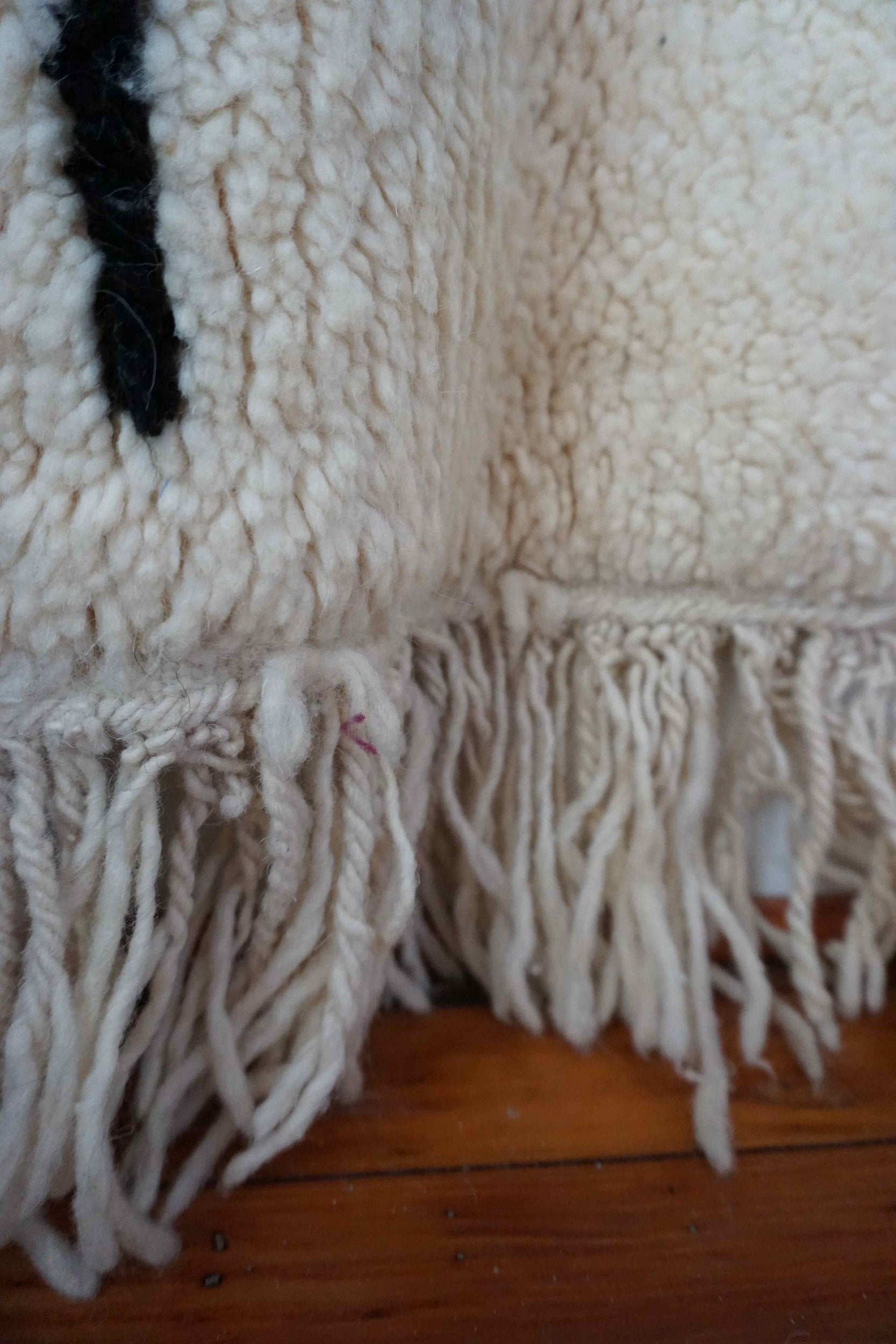 Alia | 5 x 8 Handwoven Beni Ourain Rug in Cream and Black