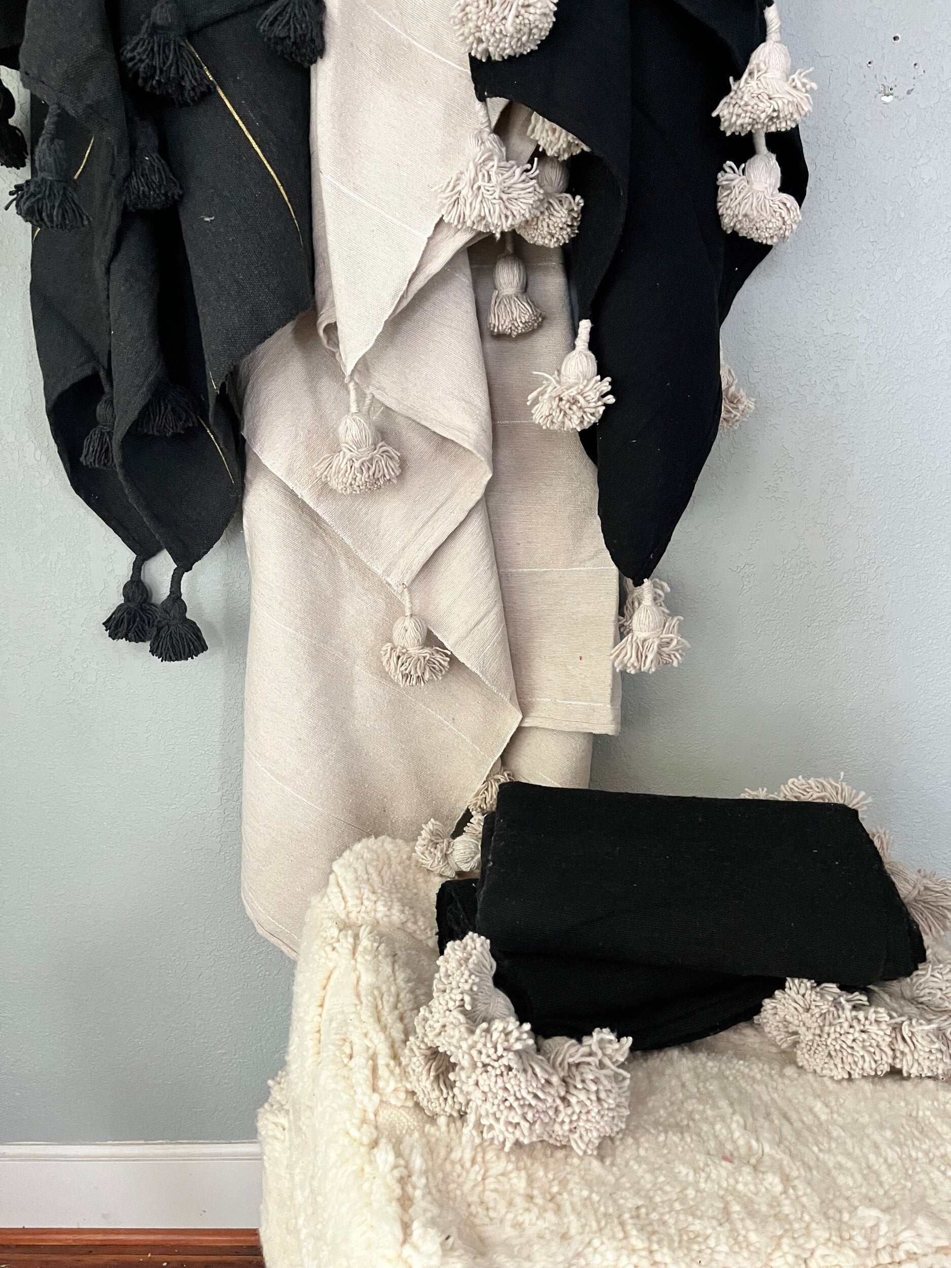 100% Cotton Dark Grey Pom Pom Blanket