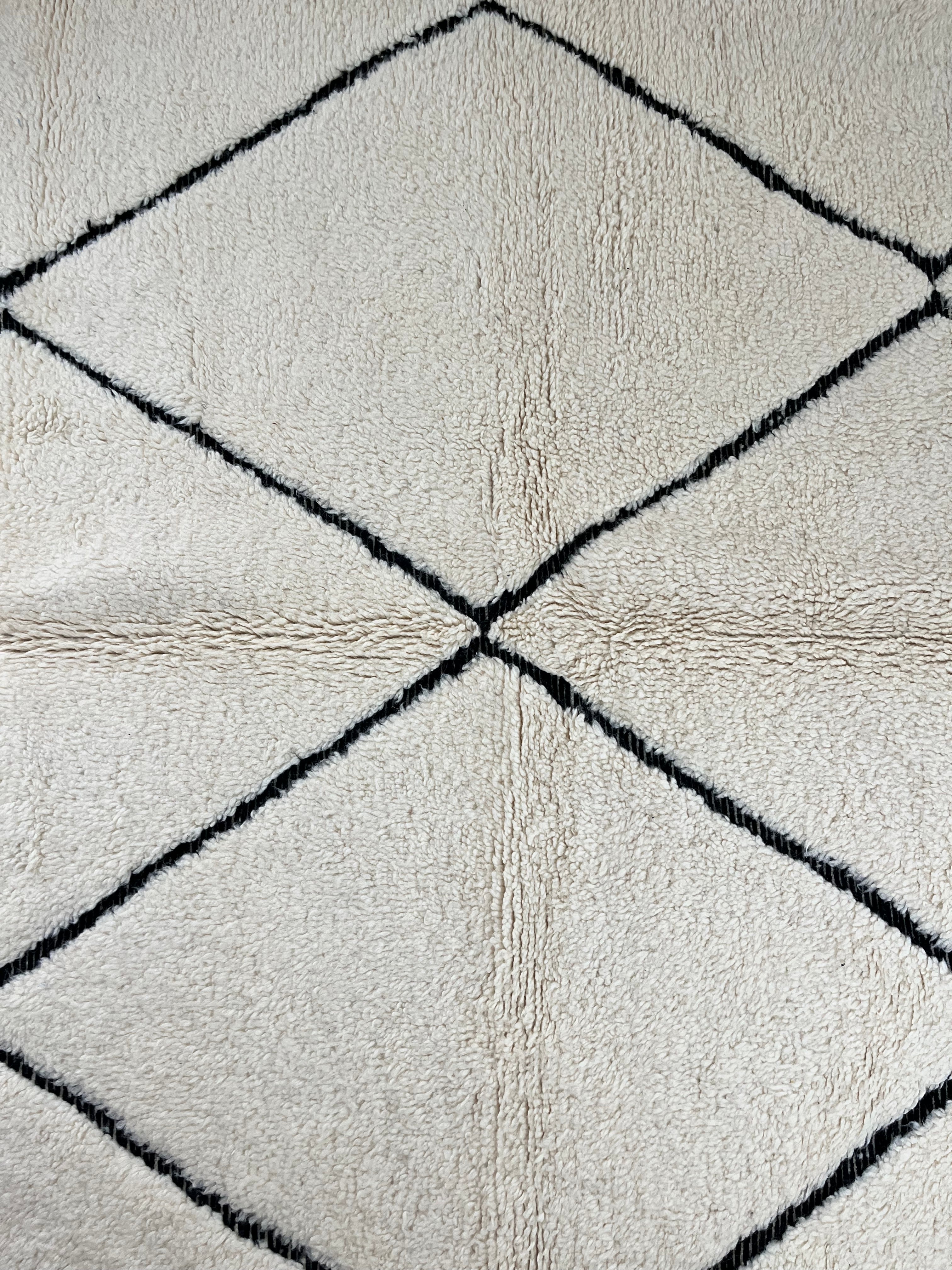 Yasmin | 5 x 8 Beni Ourain Rug