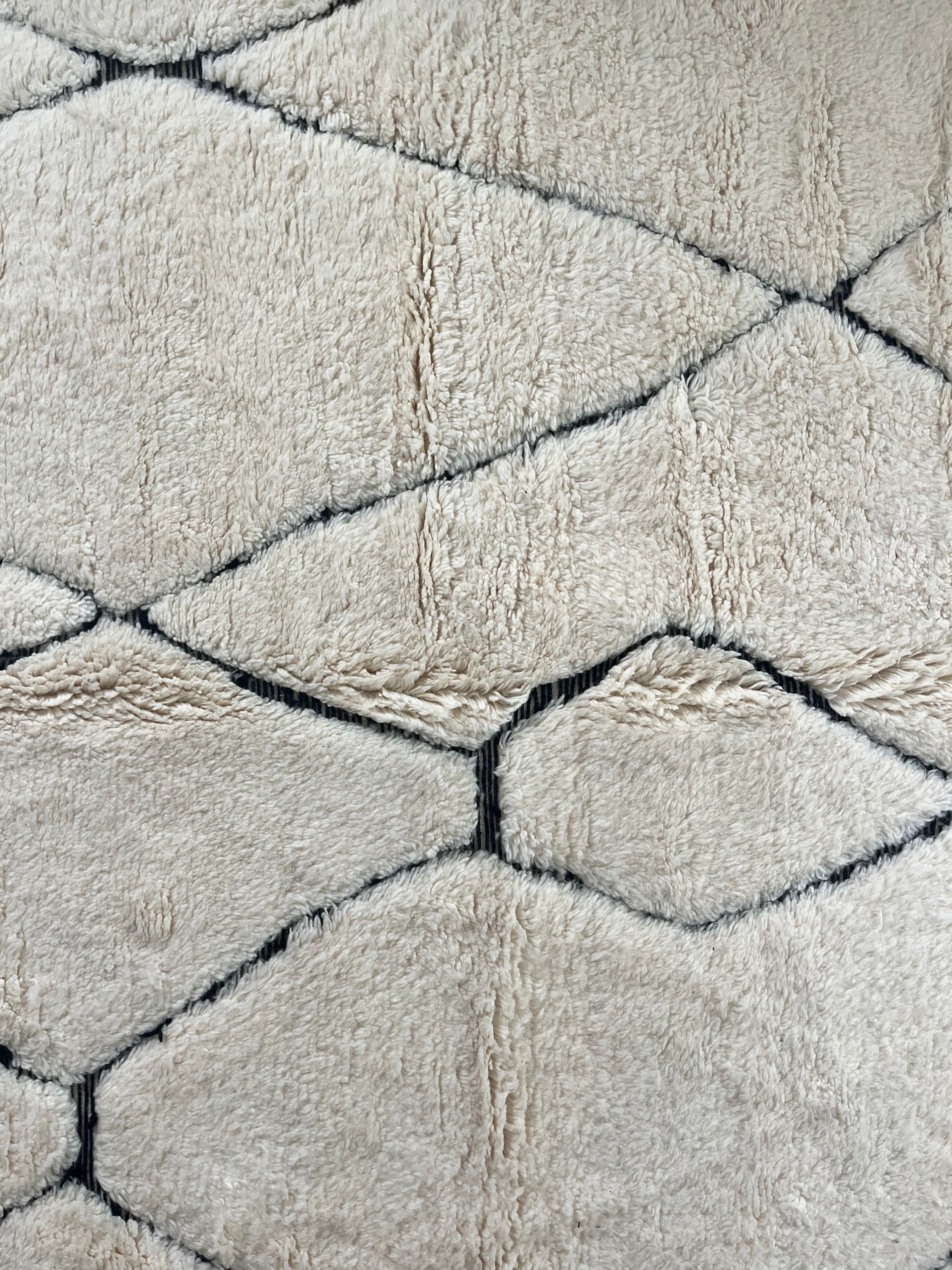 Rafika | 7 x 9 Beni Ourain Rug