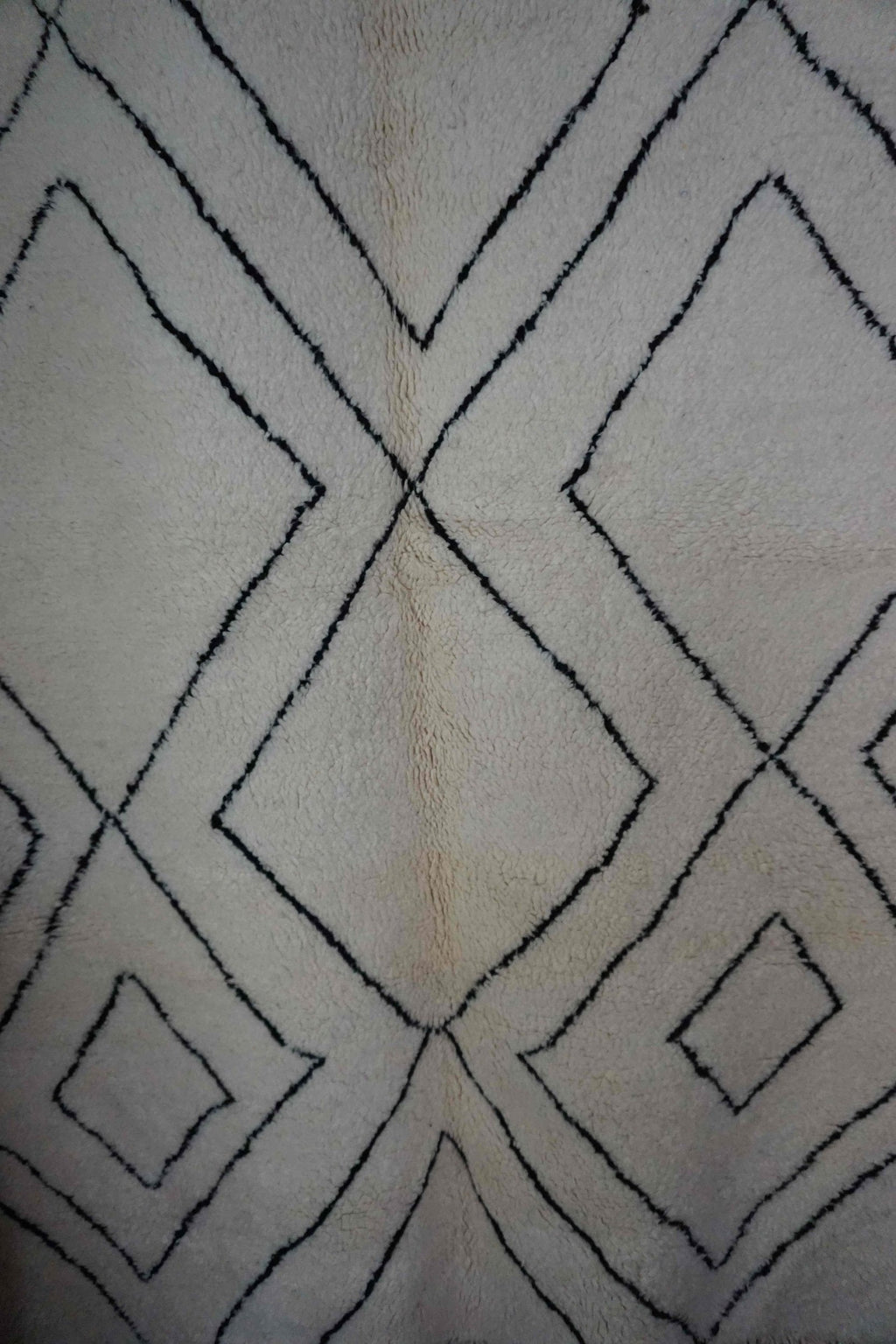 Baya 5 x 8 Handwoven Beni Ourain Rug in Cream and Black