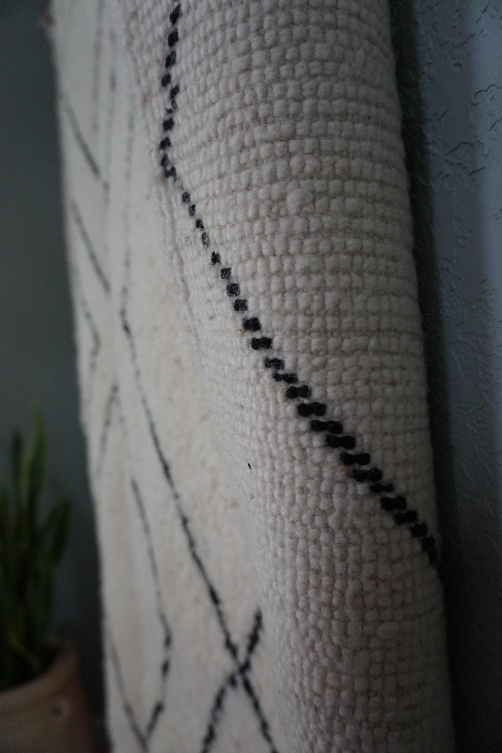 Baya 5 x 8 Handwoven Beni Ourain Rug in Cream and Black