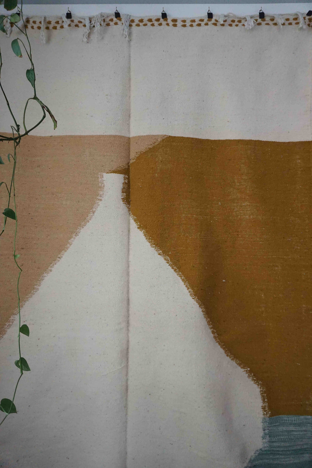 Azmi | 6' X 10" Kilim Rug}